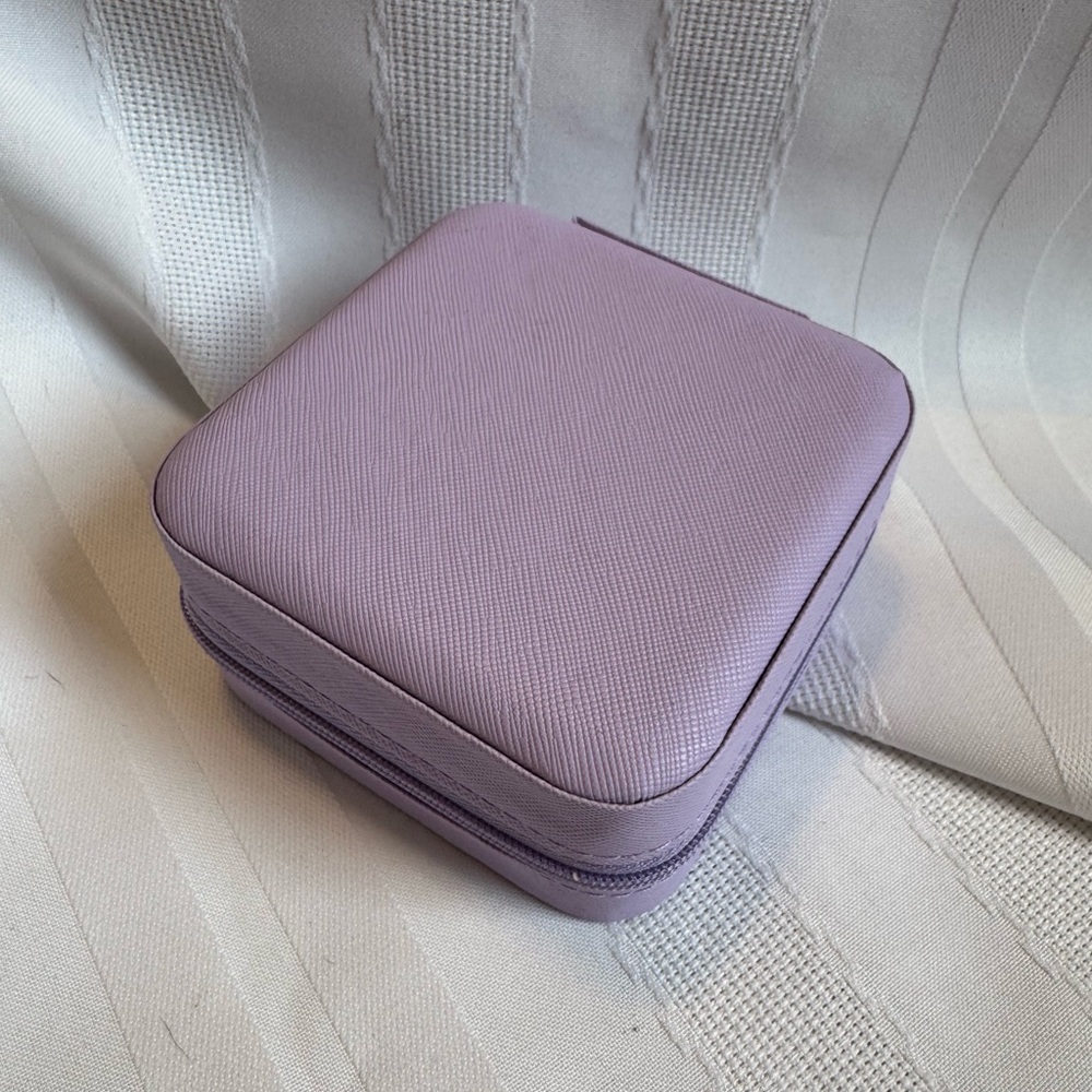 Purple Travel Zippered Jewelry Box Organizer NWOT